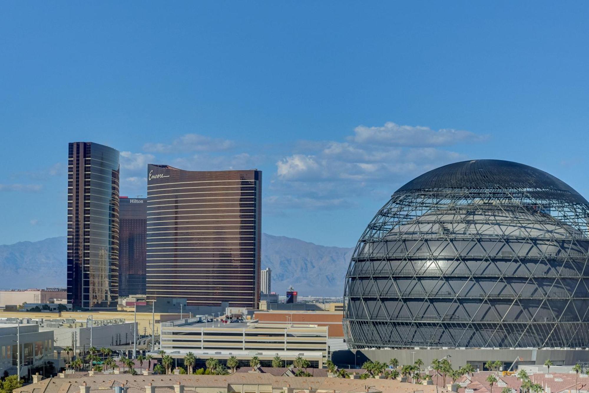 Ultimate Las Vegas Getaway One Bedroom Suite With Balcony, Kitchen, Gym, Pool & Free Parking Номер фото